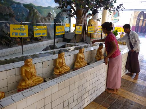 P1010526.JPG - Mahamuni Pagoda, Mandalay
