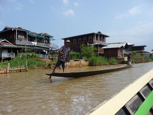 P1020286.JPG - Inle Lake