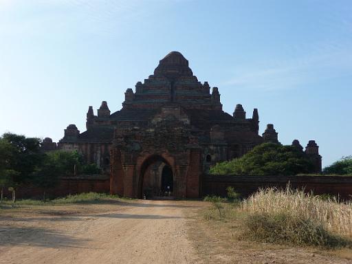 P1020644.JPG - Bagan