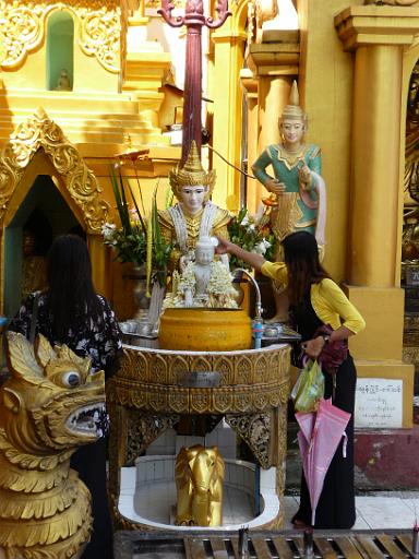 P1020708.JPG - Shwedagon Pagoda, Yangon