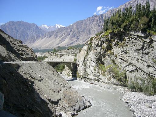 P1060494.JPG - on the highway