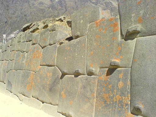 593_Phone.JPG - Ollantaytambo