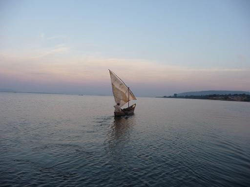 P1040985.JPG - Sunset Boat Cruise on Nile and Victoria Lake