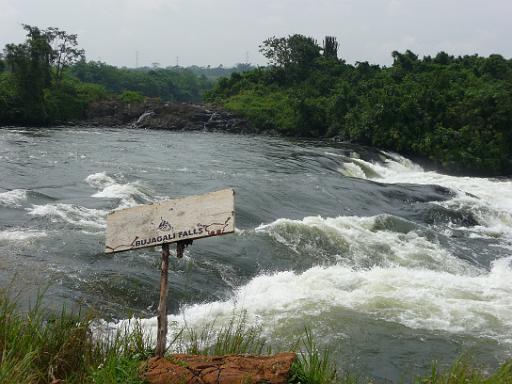 P1050016.JPG - cycling around Jinja (Bujagali Falls)