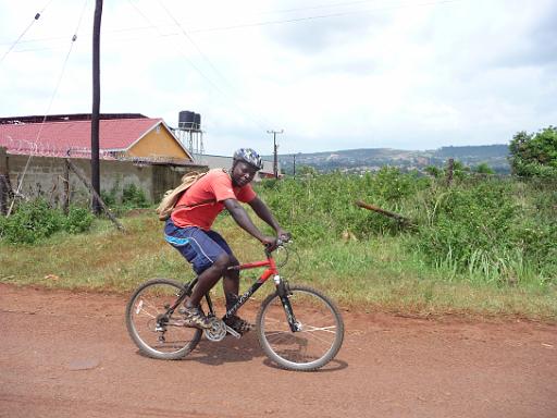 P1050034.JPG - cycling around Jinja