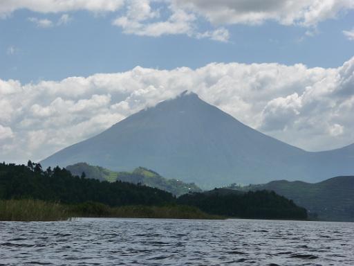 P1050170.JPG - Nkuringo Walking Safari, Mt. Muhabura