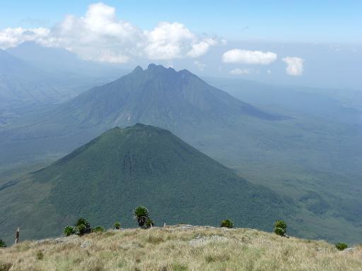 P1050252.JPG - climbing Mt. Muhabura, view of Uganda, Rwanda and Congo